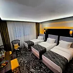 Weingart 4* Stambuł