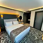 Weingart Hotel Stambuł