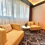 Weingart Hotel
