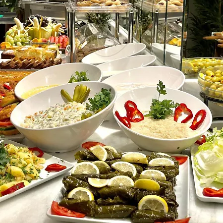 Hotel Weingart 4*