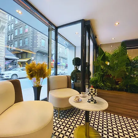Weingart Hotel